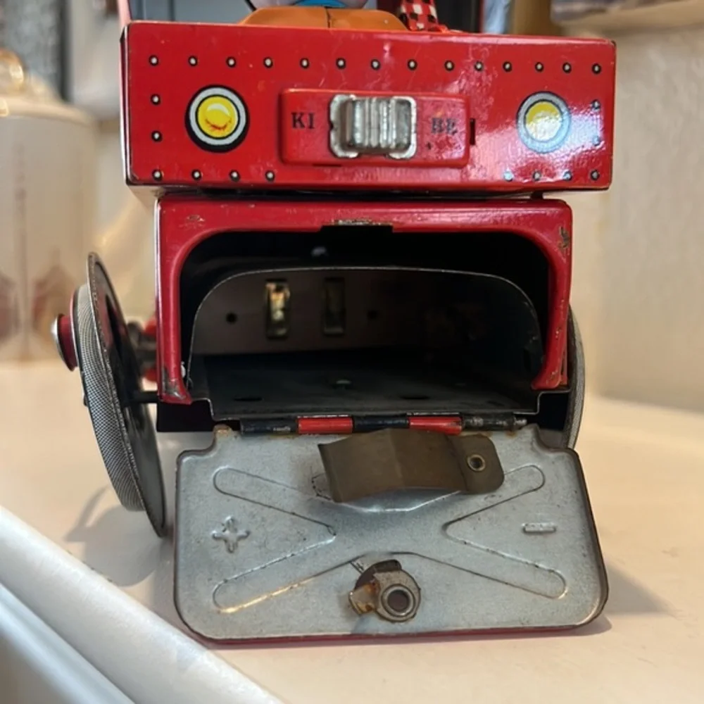 CSENGOS MOZDONY Vintage BELL RINGER  LOCOMOTIVE TIN TRAIN‎